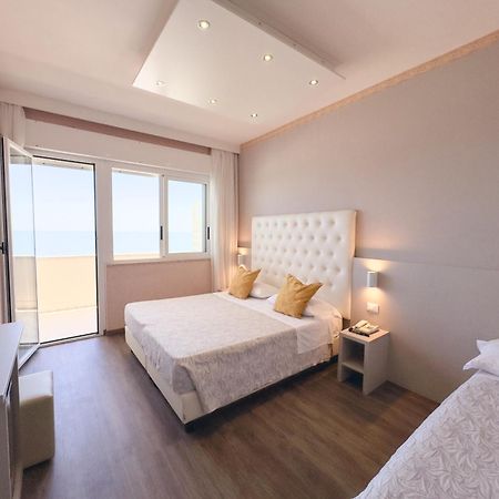 Hotel Benini Milano Marittima Esterno foto