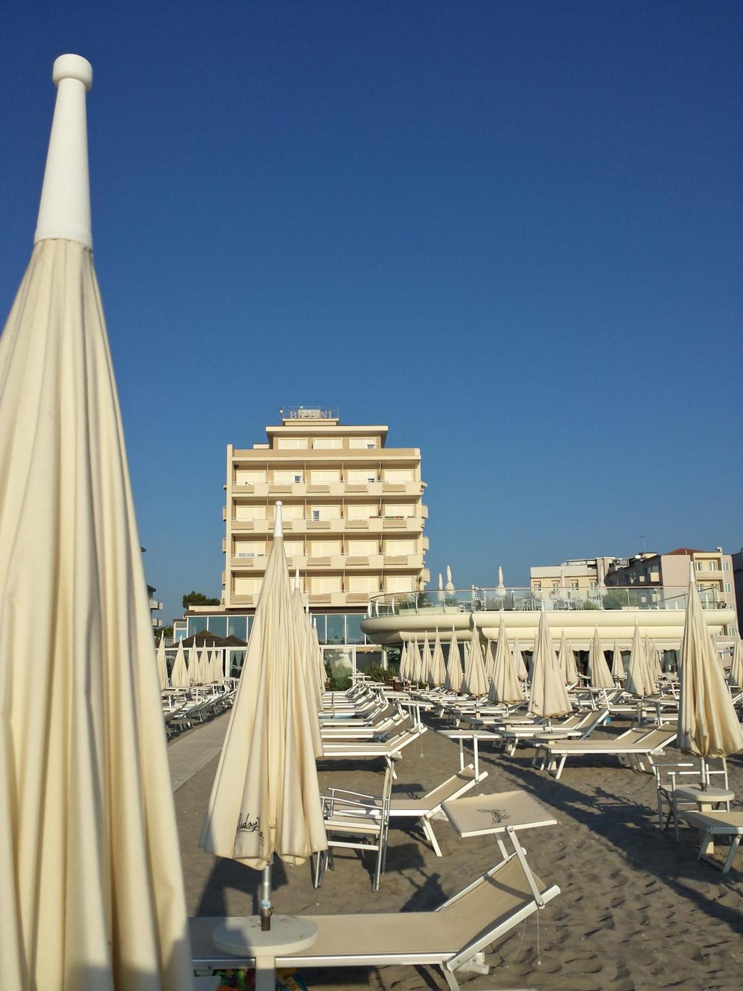 Hotel Benini Milano Marittima Esterno foto