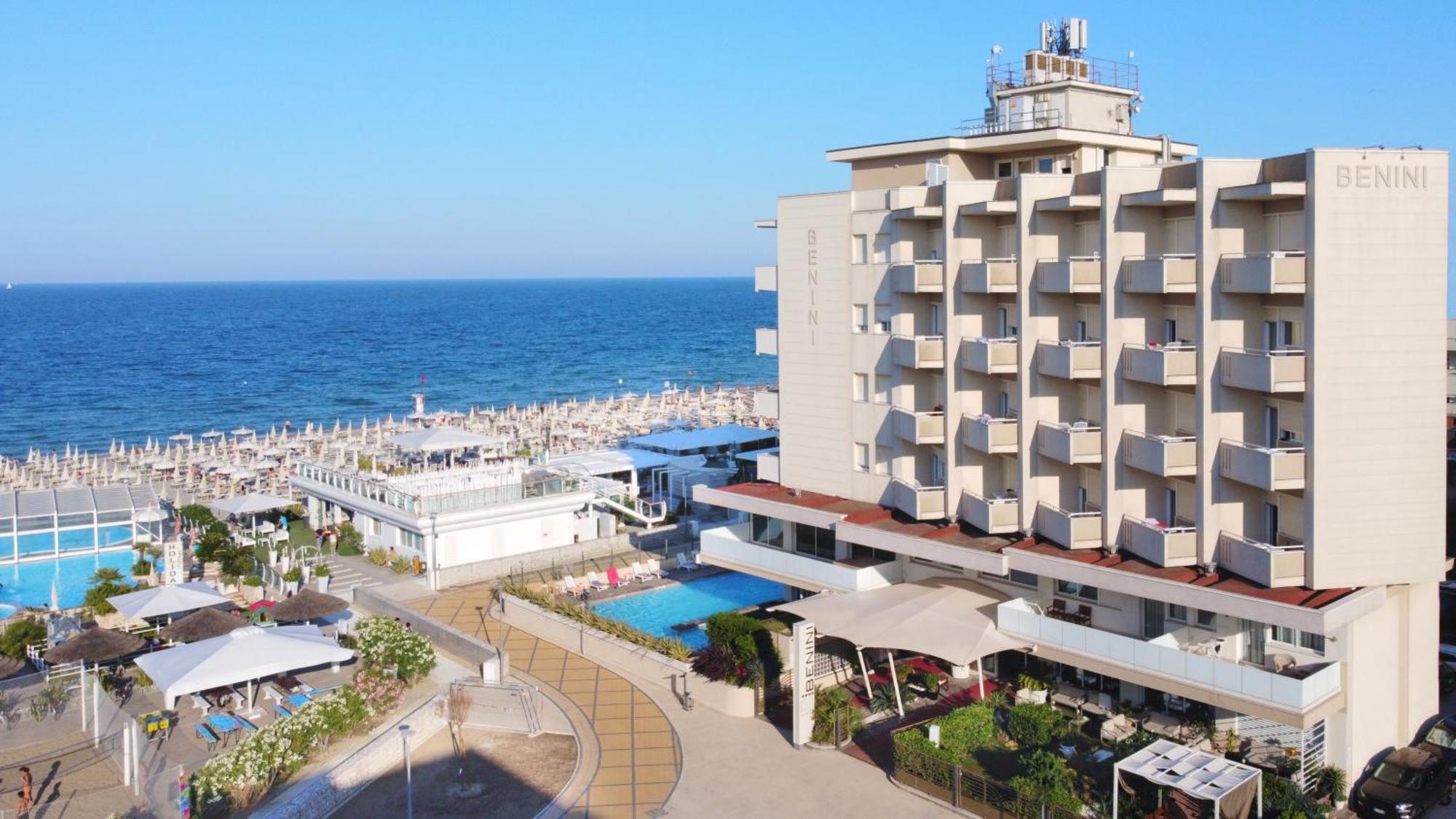 Hotel Benini Milano Marittima Esterno foto