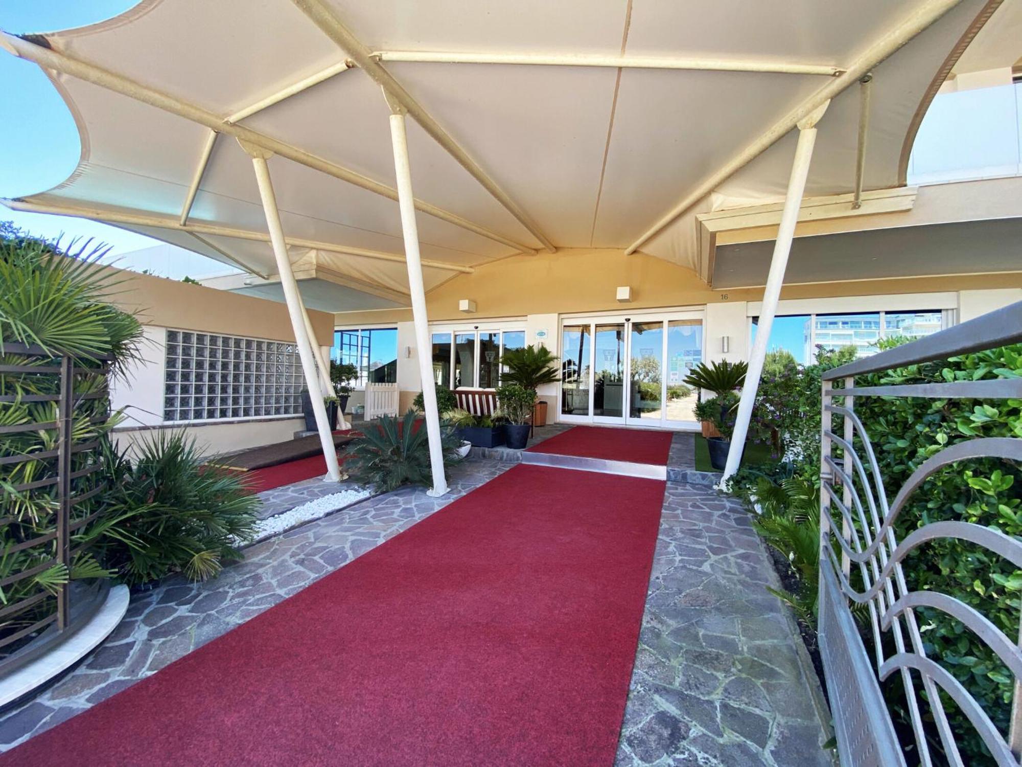 Hotel Benini Milano Marittima Esterno foto