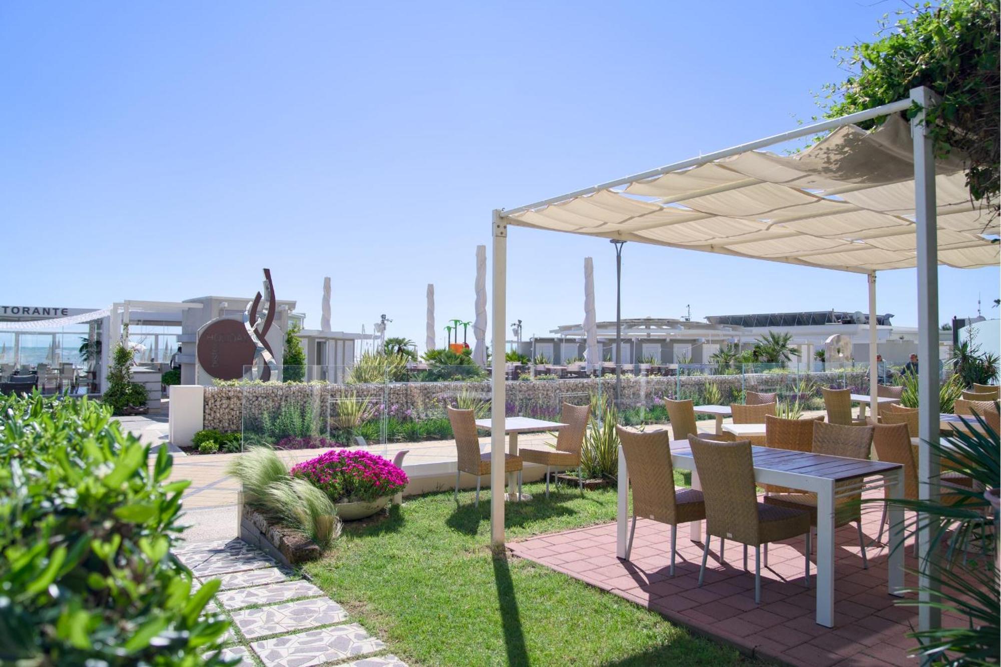 Hotel Benini Milano Marittima Esterno foto