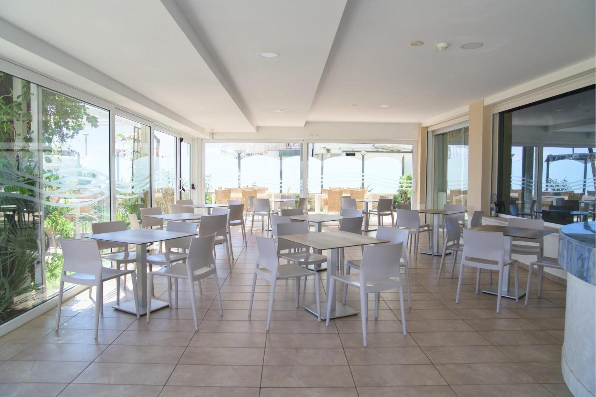 Hotel Benini Milano Marittima Esterno foto