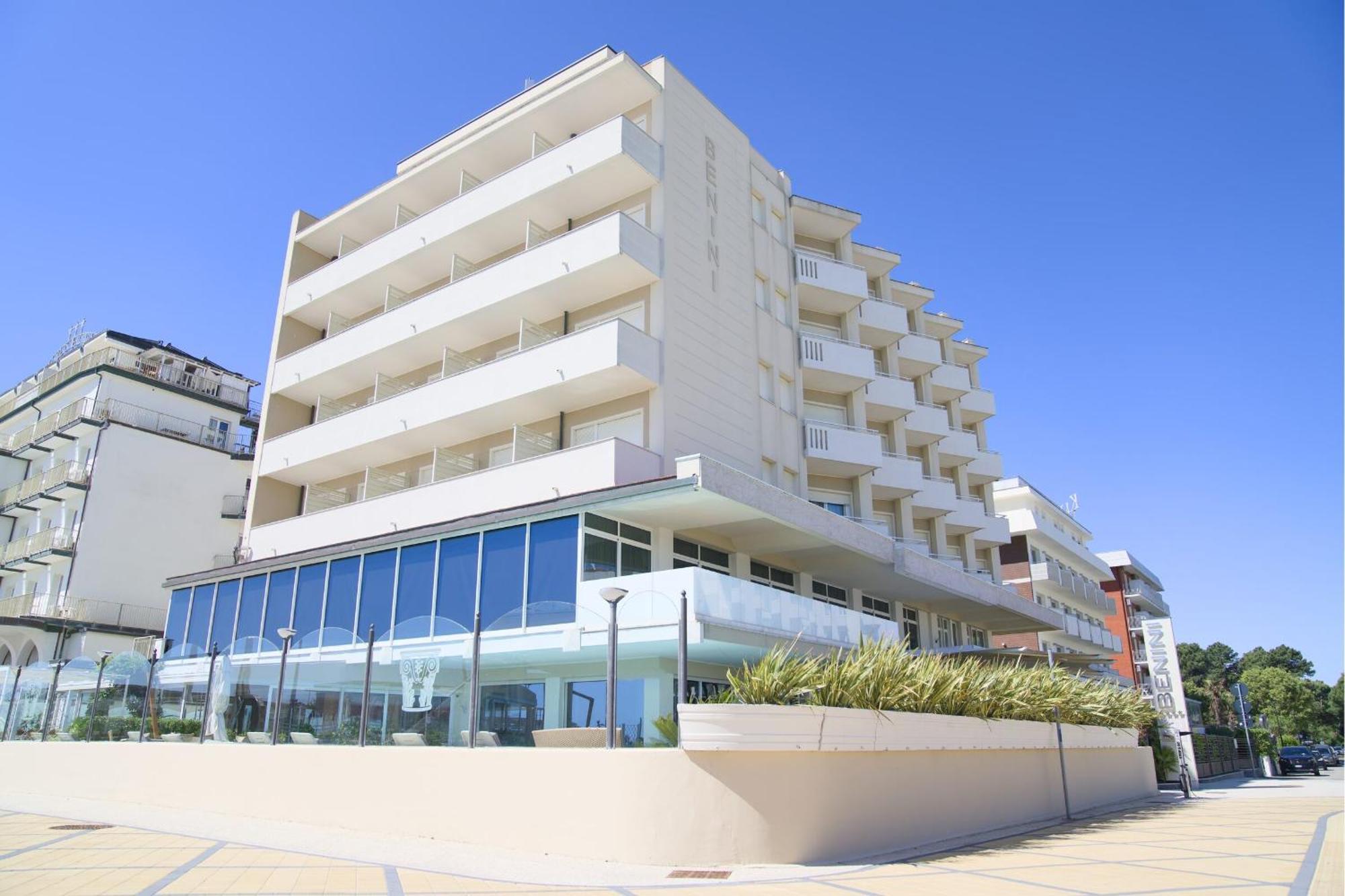 Hotel Benini Milano Marittima Esterno foto