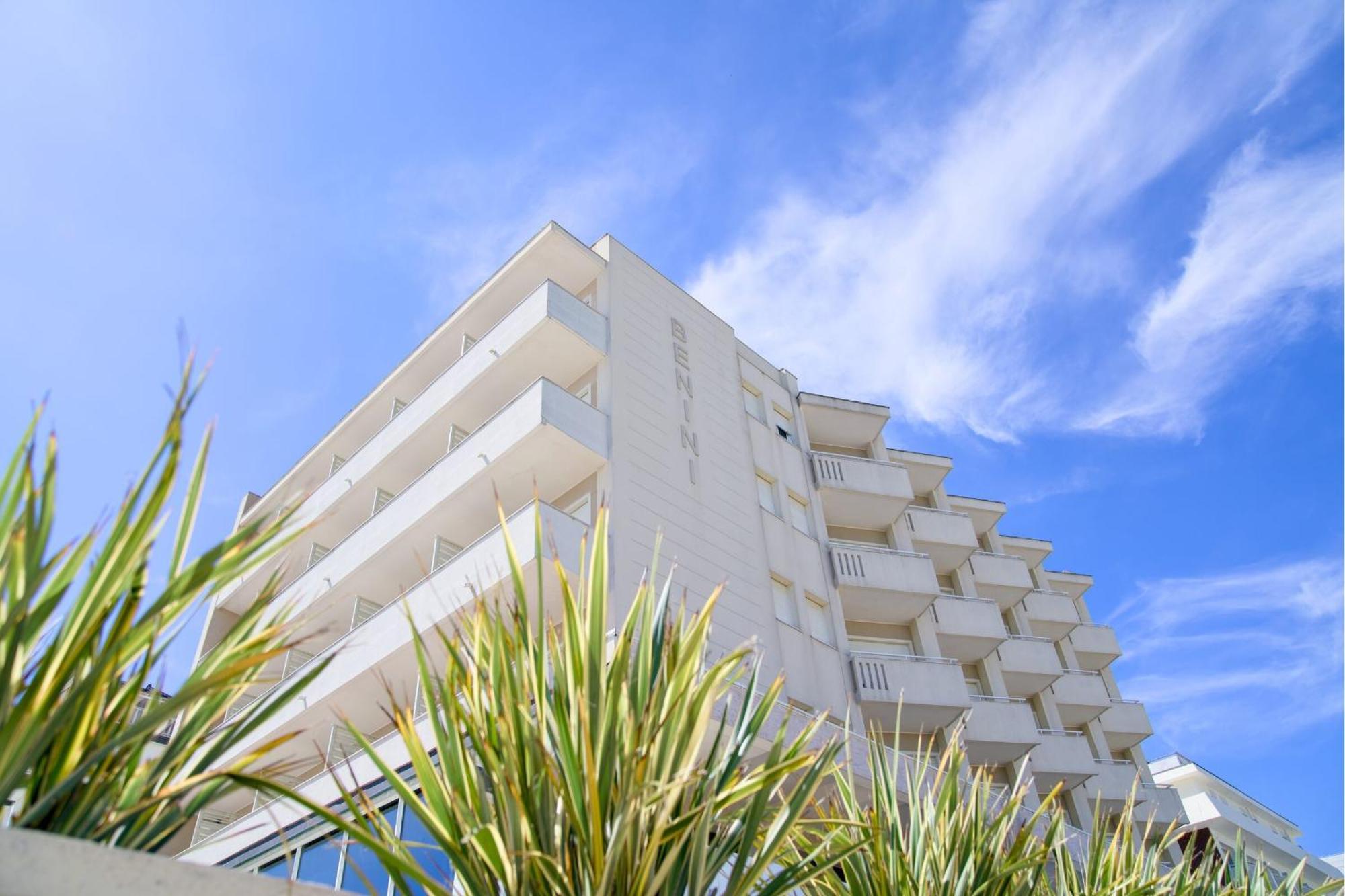 Hotel Benini Milano Marittima Esterno foto