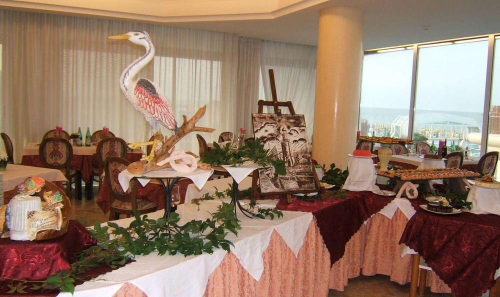 Hotel Benini Milano Marittima Esterno foto